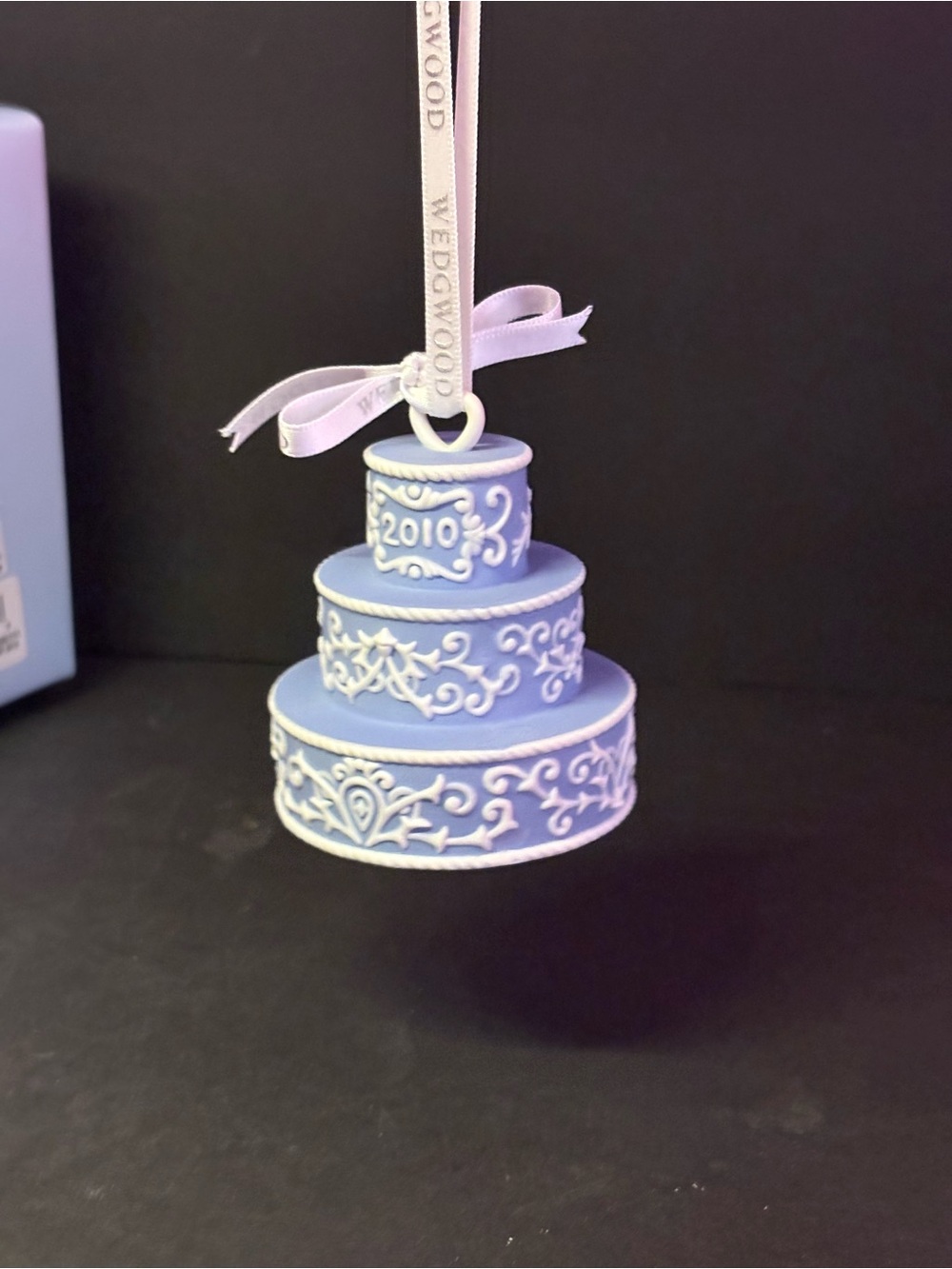 Wedgwood Our First Christmas Wedding Cake Ornament Jasperware - Picture 7 of 8